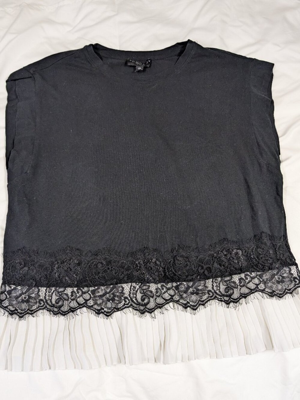 Laundry by Shelli Segal Black Lace Pleated Hem Boxy Top Size L